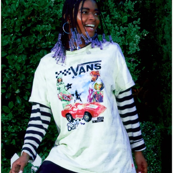 VANS X BARBIE LONESTAR RIDER OVERSIZED T-SHIRT - Size Medium - Picture 6 of 7
